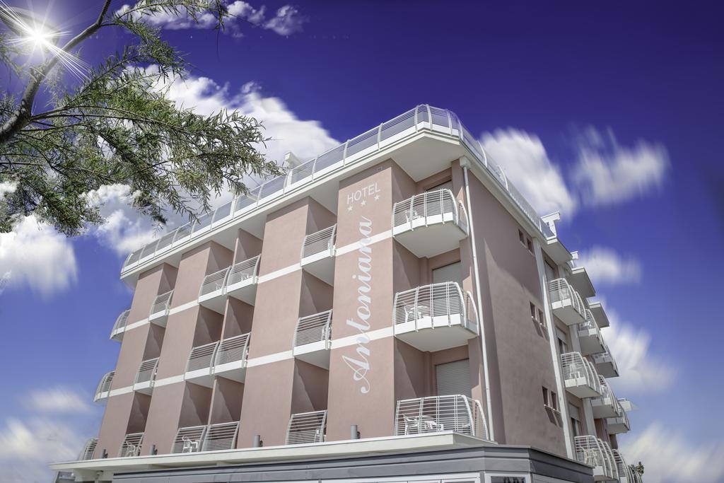 Hotel Antoniana Caorle Eksteriør bilde