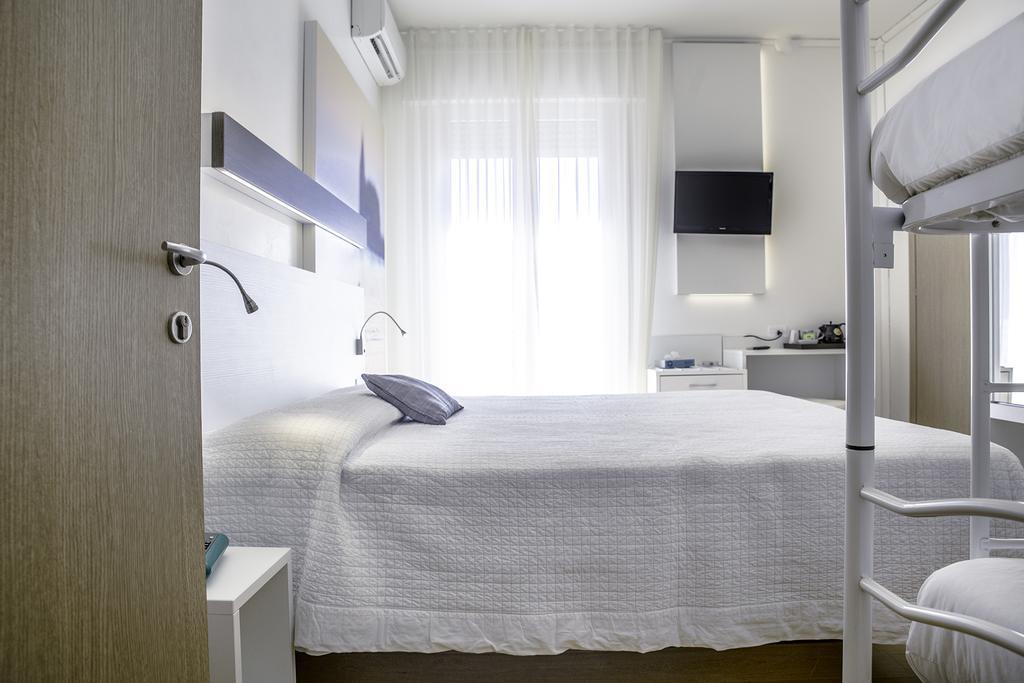 Hotel Antoniana Caorle Eksteriør bilde