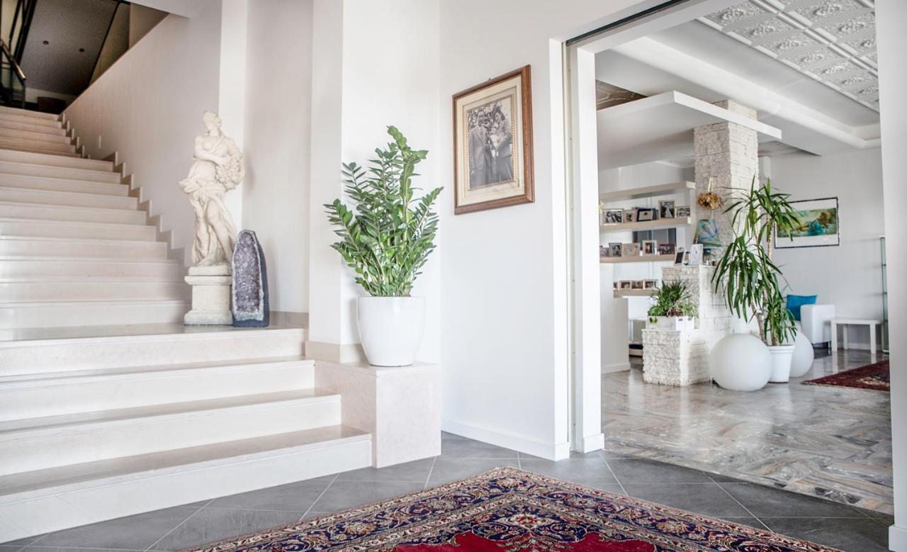 Hotel Antoniana Caorle Eksteriør bilde